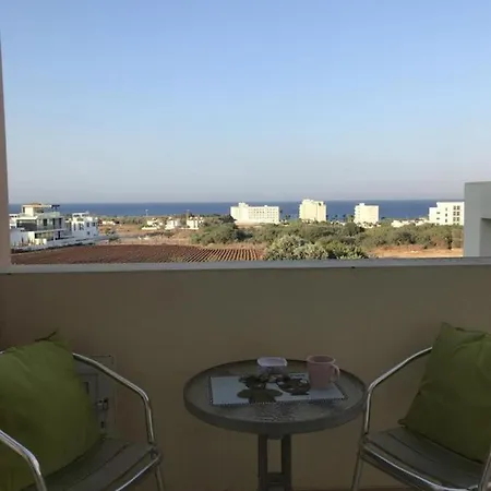 Apartment Protaras, Janas